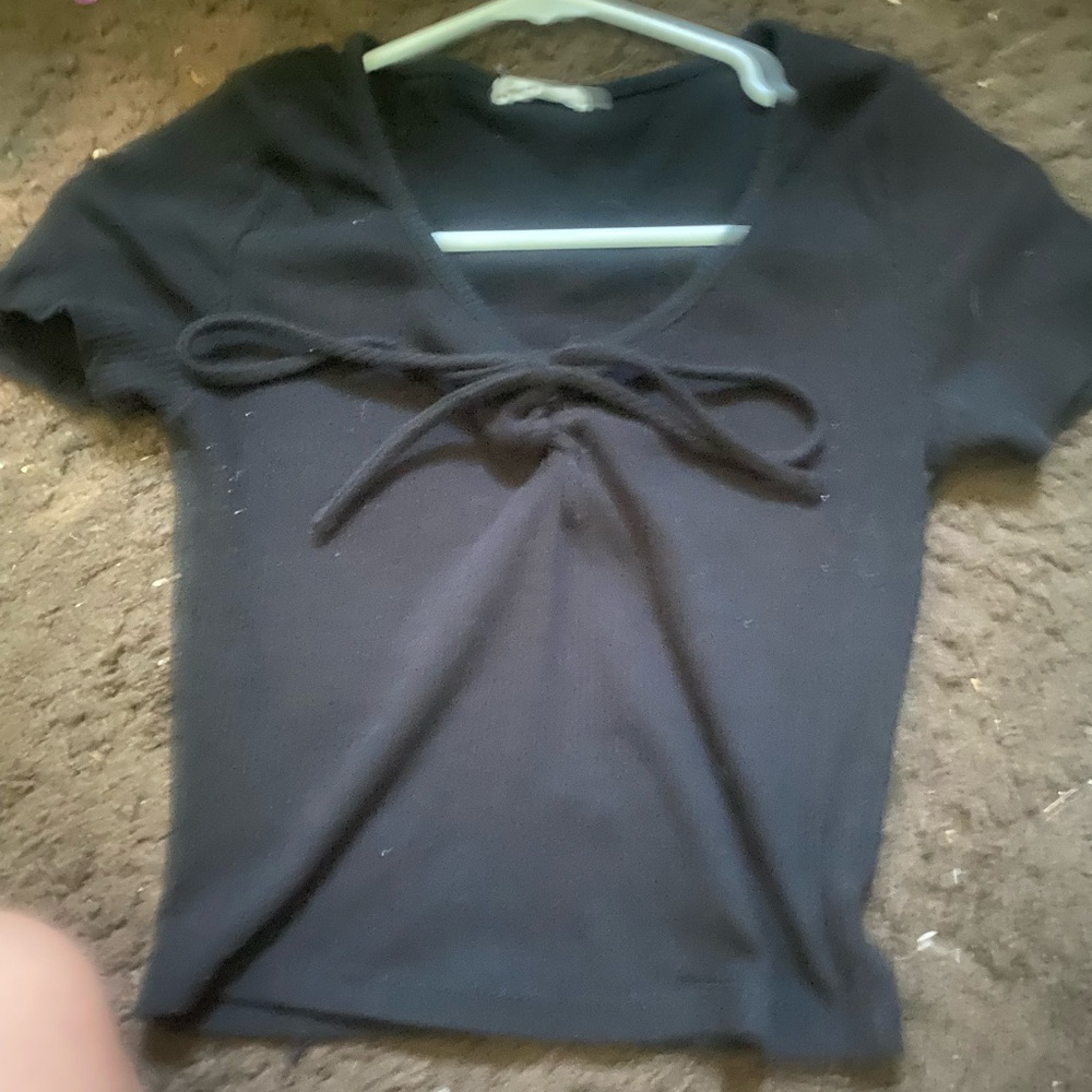 Black short sleeve